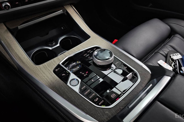 2025 BMW X7 с пробегом 9 697 км