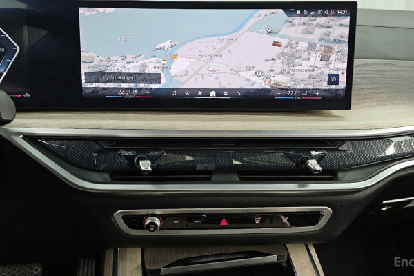 2025 BMW X7 с пробегом 9 697 км