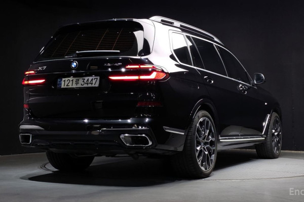 2024 BMW X7 с пробегом 11 794 км