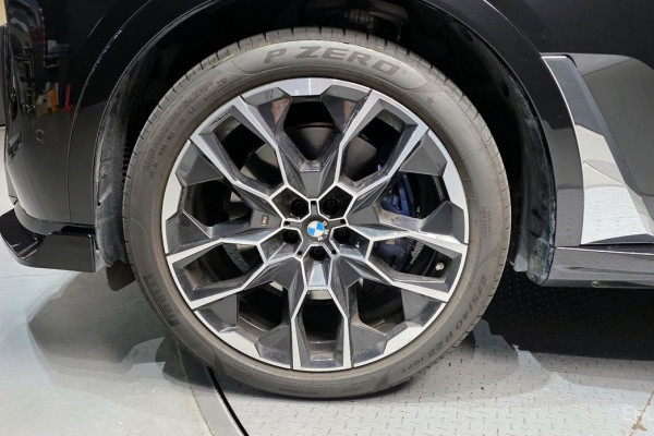 2024 BMW X7 с пробегом 11 794 км