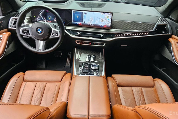 2024 BMW X7 с пробегом 11 794 км