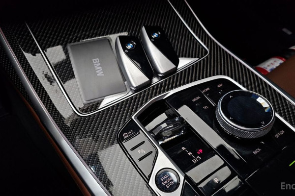 2024 BMW X7 с пробегом 11 794 км