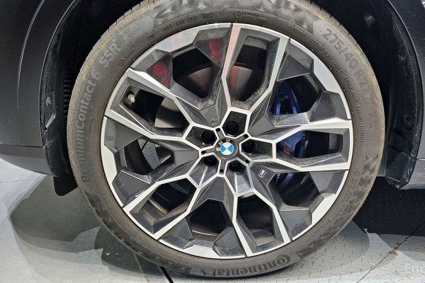 2025 BMW X7 с пробегом 7 958 км