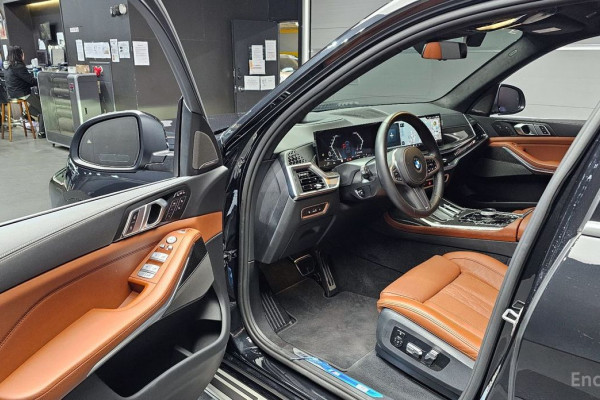 2024 BMW X7 с пробегом 11 794 км