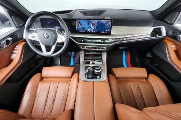 2024 BMW X7 с пробегом 8 162 км