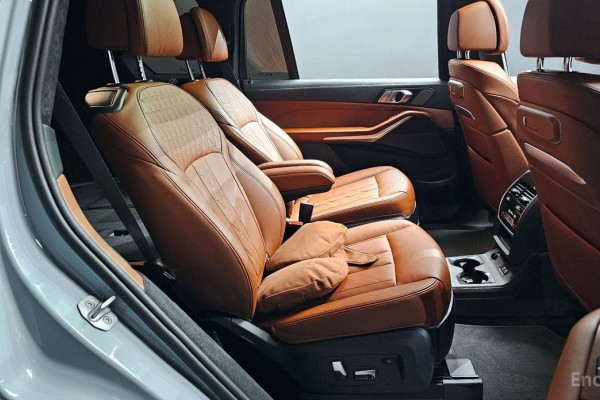 2025 BMW X7 с пробегом 5 087 км