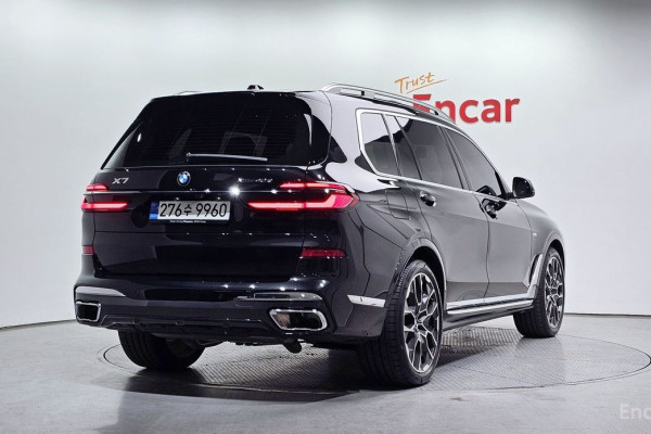 2025 BMW X7 с пробегом 5 331 км