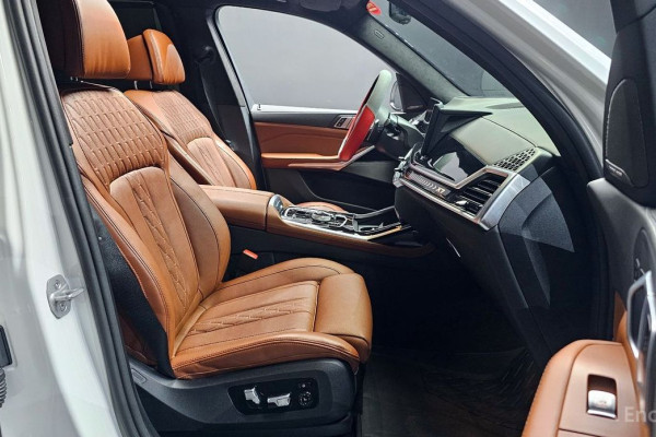 2024 BMW X7 с пробегом 32 060 км