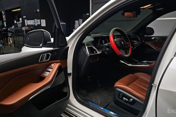 2024 BMW X7 с пробегом 32 060 км