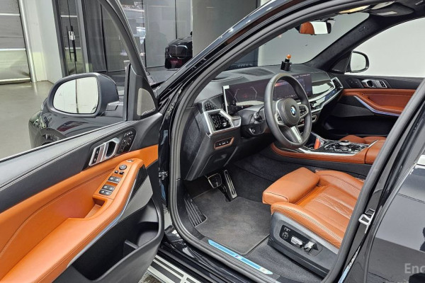 2025 BMW X7 с пробегом 5 331 км