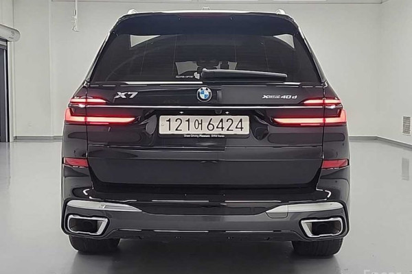 2024 BMW X7 с пробегом 15 817 км