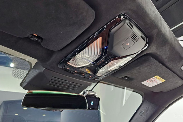 2025 BMW X7 с пробегом 5 331 км