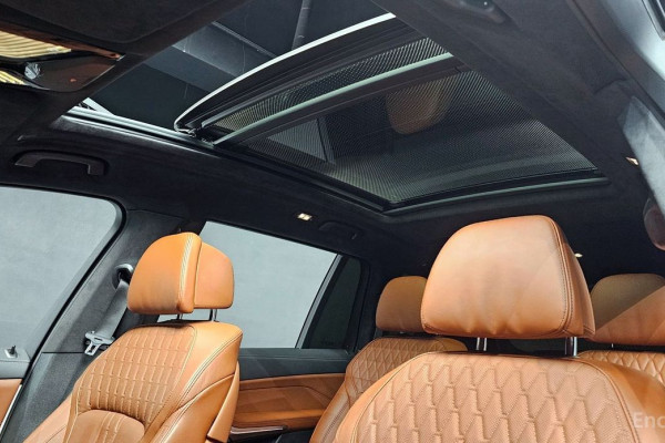 2024 BMW X7 с пробегом 32 060 км