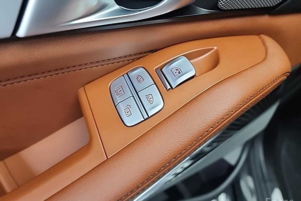 2024 BMW X7 с пробегом 15 817 км