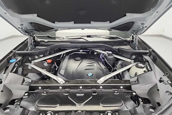 2024 BMW X7 с пробегом 11 910 км