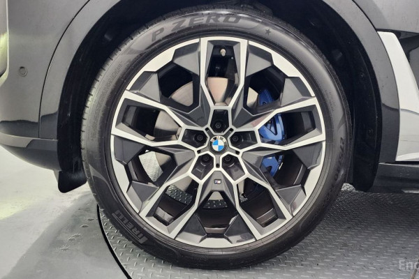 2024 BMW X7 с пробегом 13 451 км