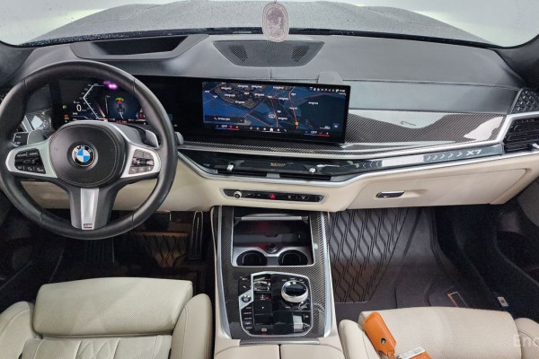 2024 BMW X7 с пробегом 13 451 км