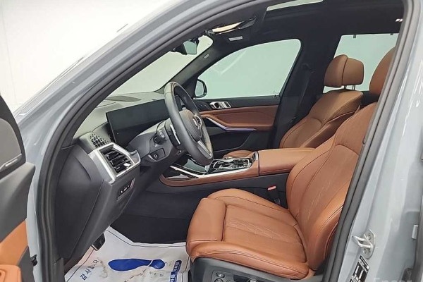 2024 BMW X7 с пробегом 11 910 км