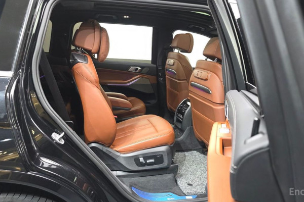 2024 BMW X7 с пробегом 21 769 км