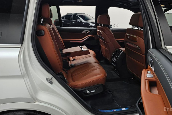 2024 BMW X7 с пробегом 19 633 км
