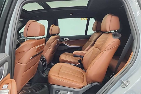 2024 BMW X7 с пробегом 11 910 км