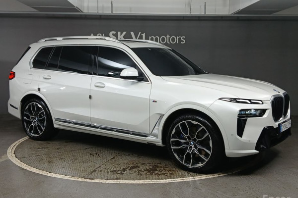 2025 BMW X7 с пробегом 7 517 км
