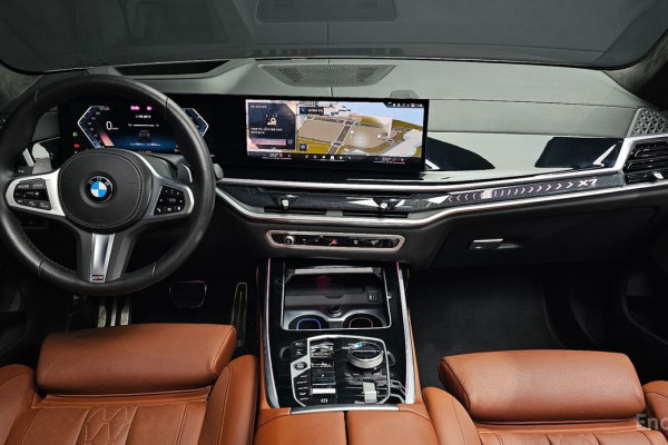 2024 BMW X7 с пробегом 17 341 км