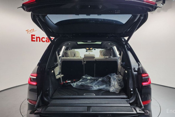 2024 BMW X7 с пробегом 13 451 км