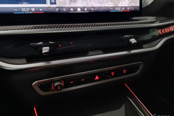 2025 BMW X7 с пробегом 7 517 км