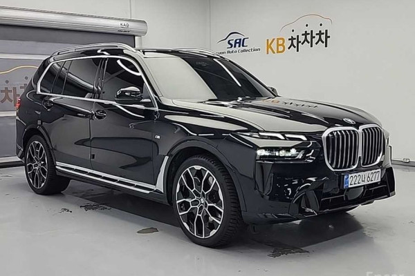 2025 BMW X7 с пробегом 5 734 км