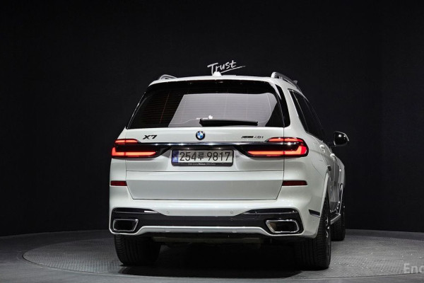 2024 BMW X7 с пробегом 16 665 км