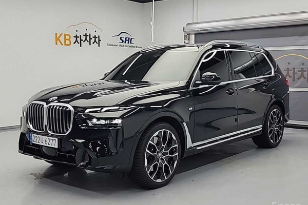 2025 BMW X7 с пробегом 5 734 км