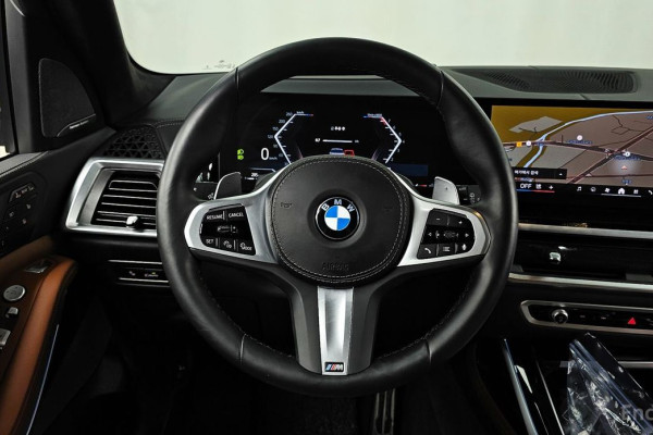 2024 BMW X7 с пробегом 16 665 км