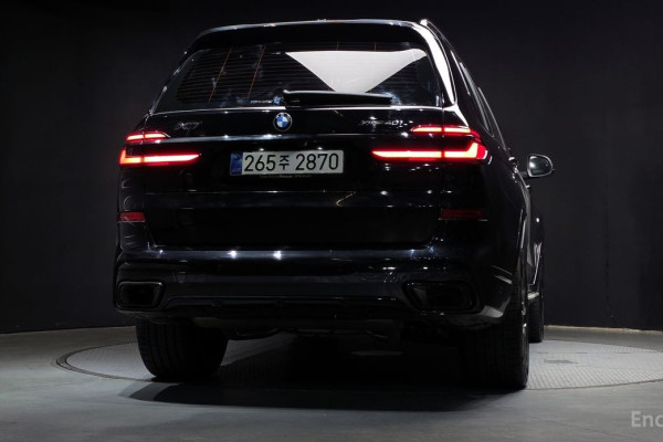 2025 BMW X7 с пробегом 5 583 км