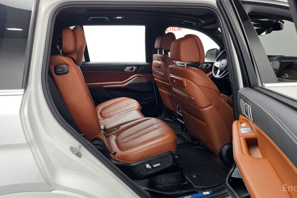 2024 BMW X7 с пробегом 48 447 км