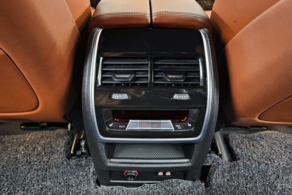 2024 BMW X7 с пробегом 16 665 км