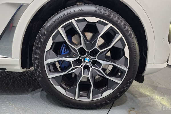 2024 BMW X7 с пробегом 13 004 км