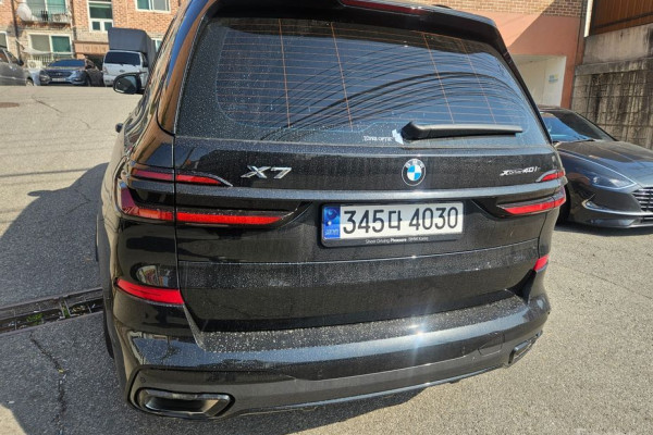 2024 BMW X7 с пробегом 17 582 км