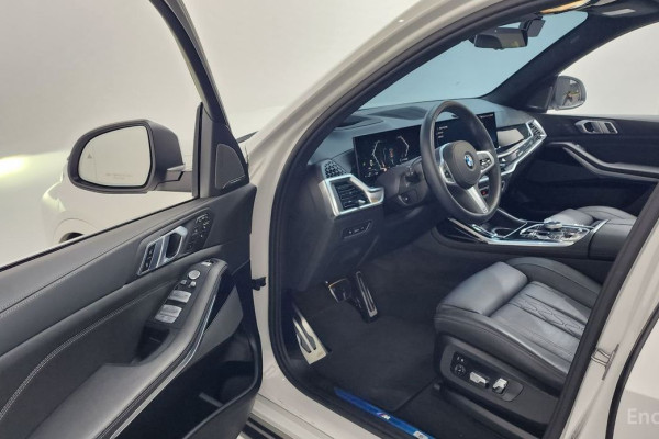 2024 BMW X7 с пробегом 13 004 км