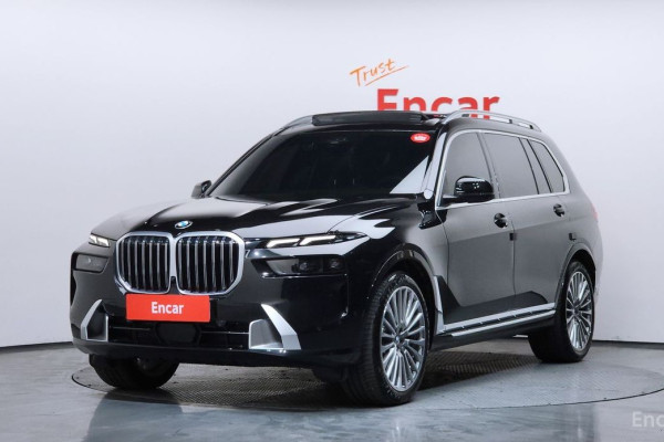 2024 BMW X7 с пробегом 13 566 км