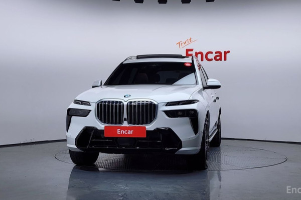 2024 BMW X7 с пробегом 42 052 км