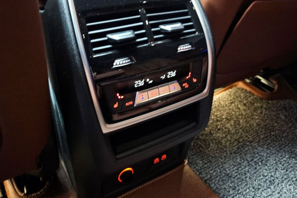 2025 BMW X7 с пробегом 5 583 км