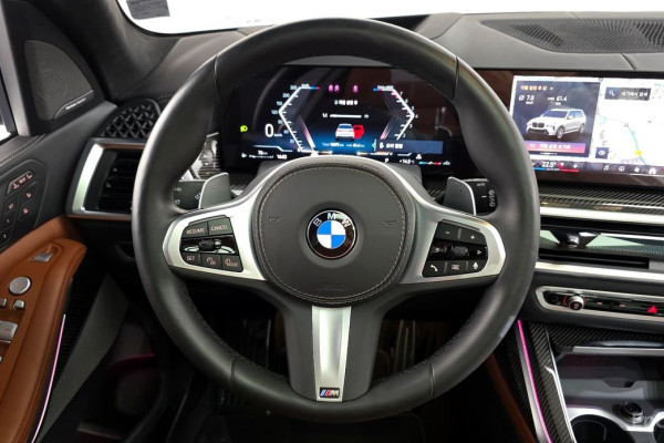 2024 BMW X7 с пробегом 18 975 км