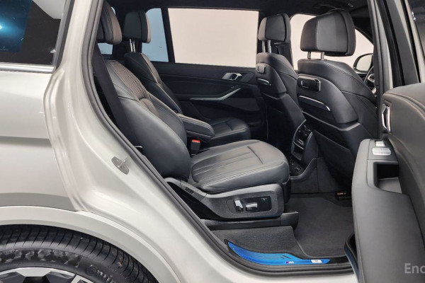2024 BMW X7 с пробегом 13 004 км