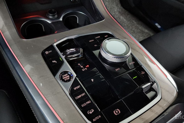 2024 BMW X7 с пробегом 13 566 км