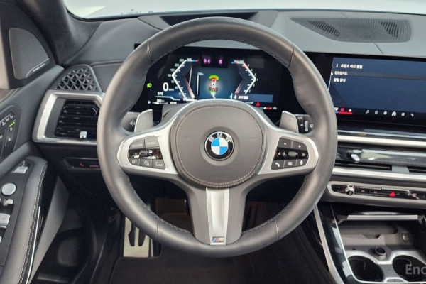 2024 BMW X7 с пробегом 13 004 км