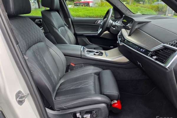 2025 BMW X7 с пробегом 40 100 км