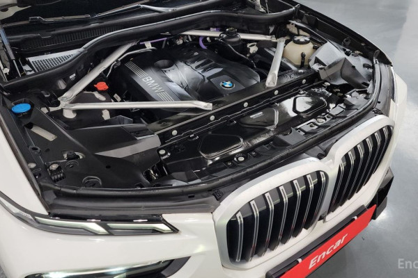 2024 BMW X7 с пробегом 42 052 км