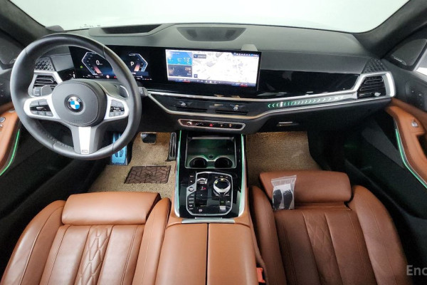 2024 BMW X7 с пробегом 42 052 км