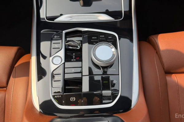 2024 BMW X7 с пробегом 33 623 км